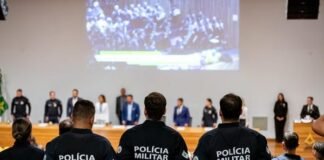 Câmara homenageia policiais militares que atendem vítimas de violência doméstica
