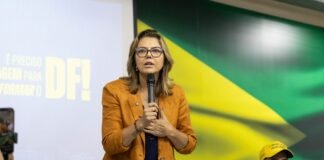 Leila do Vôlei celebra sanção do fim da Taxa das Blusinhas