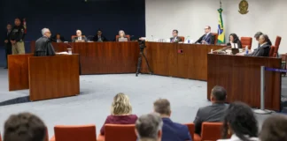STF retoma julgamento de Bolsonaro com expectativa de voto de Luiz Fux