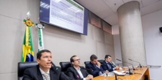 DF apresenta superávit fiscal e despesa com pessoal controlada