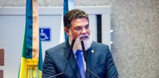CLDF comemora os 20 anos do Sinproep com homenagem a professores de escolas particulares