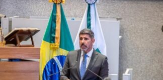 Roosevelt defende videomonitoramento em escolas do DF