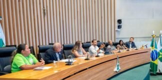 “Precisamos ser tratados como trabalhadores, não como bandidos”, pedem ambulantes na CLDF