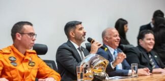 Câmara Legislativa homenageia Programa Bombeiro Amigo
