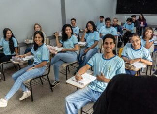 Inscrições para novos alunos da rede pública do DF começam nesta quarta (1º/10)