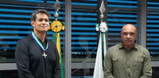 CLDF concede medalha do Mérito Legislativo ao empresário André Brandão