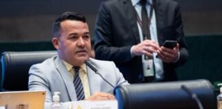 Distritais aprovam projetos para a população e servidores na área de saúde