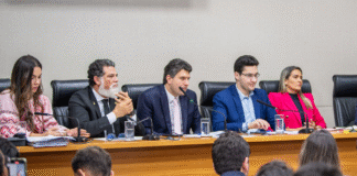 Comissão aprova pareceres parciais do Orçamento de 2026