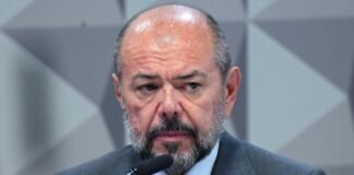 Ministro aparece em planilhas da “Farra do INSS” com codinome “Yasser”