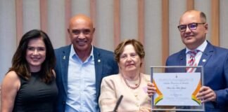 Chefe do Farmácia Viva da SES-DF é novo cidadão honorário de Brasília