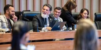 “Meio século de luta” do Conselho Regional de Enfermagem é celebrado na CLDF