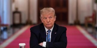 Trump reage e acusa democratas após novos e-mails sobre Jeffrey Epstein