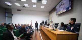 Condutores de ambulância reivindicam carreira própria em audiência pública
