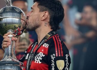 Arrascaeta é finalista no tradicional prêmio Rei da América