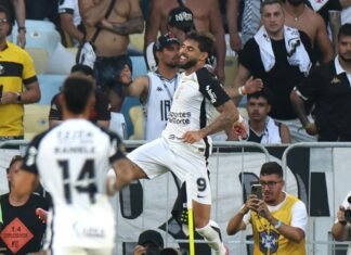 Corinthians vence Vasco e conquista tetracampeonato da Copa do Brasil