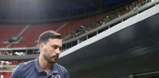 Botafogo anuncia saída do técnico italiano Davide Ancelotti