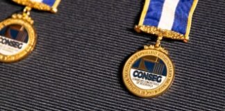 Delegado-Geral da PCDF é condecorado com a Medalha Mérito Conselho Comunitário de Segurança