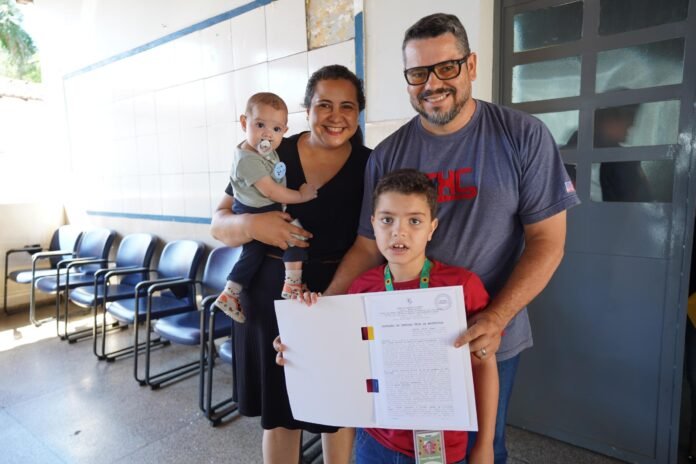 AGEHAB_ENTREGA_BENEFCIOS_EM_INHUMAS_E_PALMEIRAS_POR_OCTACILIO_QUEIROZ_E_EDGARD_SOARES.jpeg