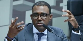 Banqueiros se complicam depois de depoimento de diretor do BC