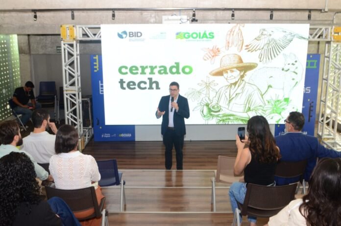 FAPEG_SECTI_GOVERNO_INVESTE_EM_PROJETOS_DE_INOVACAO_NO_NORDESTE_GOIANO_SECRETARIO_LYRA_NETTO-1024x678.jpeg