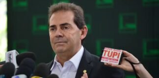 Vamos usar as palavras certas: é uma grande chantagem