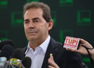 Vamos usar as palavras certas: é uma grande chantagem