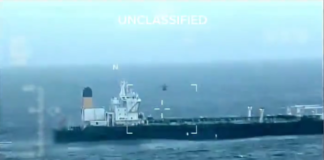 Secretário dos EUA afirma bloqueio a navios na Venezuela com força total