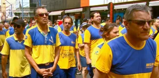 Correios cancelam benefício de Natal de R$ 2,5 mil amid crise financeira