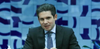 Hugo Motta convoca reunião de emergência após operação da PF