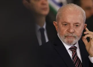 AtlasIntel: Lula fecha o ano com desaprovação de 50,7%