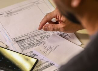 Salário mínimo de R$ 1.621 começa a valer nesta quinta-feira