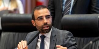 Libras é reconhecida como meio legal de comunicação e expressão no DF