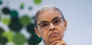 Marina Silva articula saída da Rede e negocia futuro político entre PT e PSB
