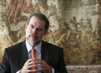 PF deve recorrer de decisão de Toffoli no caso Banco Master