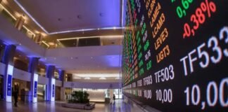 Bolsa sobe mais de 3% e encosta nos 172 mil pontos com recuos de Trump