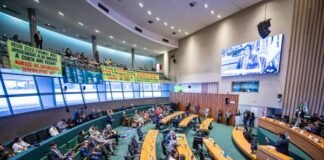 Investigação sobre a crise entre BRB e Banco Master pauta debates durante sessão ordinária