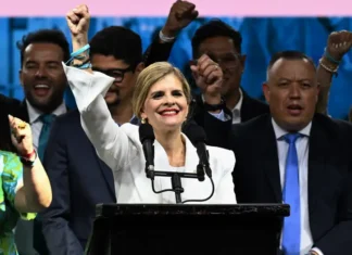 Laura Fernández vence eleição e será a nova presidente da Costa Rica