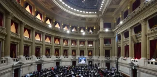Câmara da Argentina aprova redução da maioridade penal para 14 anos