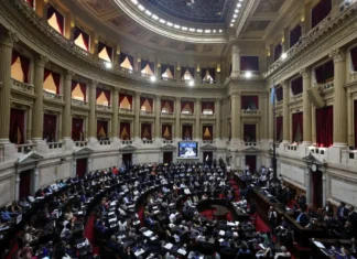 Câmara da Argentina aprova redução da maioridade penal para 14 anos