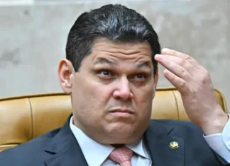 Governo avalia demissão de aliados de Alcolumbre após derrota no Senado