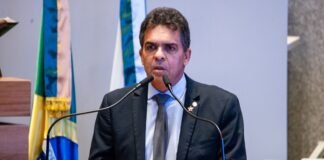 Ricardo Vale e bancada do PT pedem medidas para barrar participação de Vorcaro no BRB