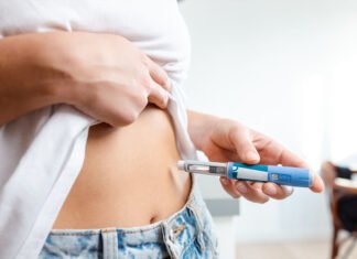 Pancreatite levanta alerta: Anvisa registra 6 mortes suspeitas ligadas a canetas emagrecedoras