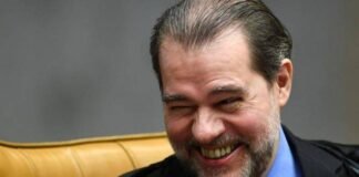 Toffoli negociou saída do caso Master em reunião com colegas