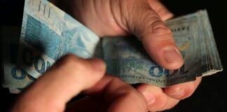 Brasileiros sacaram em dezembro R$ 429 milhões esquecidos em bancos