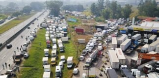 Sob pressão, governo anuncia medidas contra greve de caminhoneiros