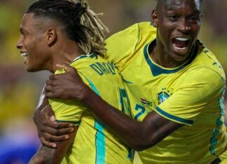 Brasil derrota Croácia em último jogo antes da convocação para a Copa