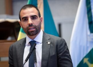 A vingança em edição extra: Ibaneis segue a política do “dinheiro e medo”