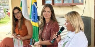 Idosas recebem orientações contra golpes virtuais em ação da Procuradoria da Mulher