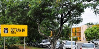 Detran-DF nega vaga a criança com Down