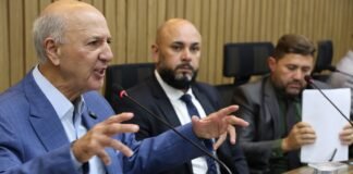 Arruda recebe homenagem em Planaltina de Goiás e defende subsídio para transporte entre DF e Entorno